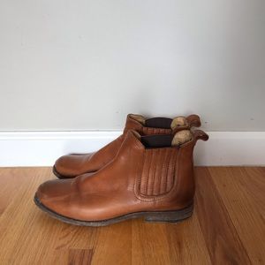 Frye Phillip Chelsea Boot
